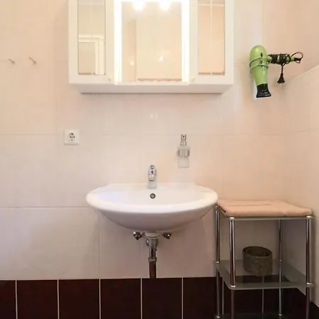 2 Apartment